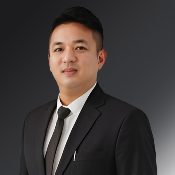 portrait of Winchow Chowhai on a gray background