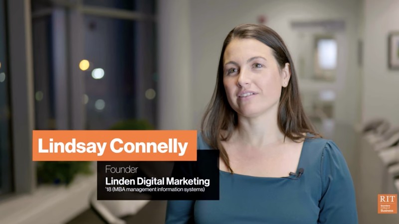 Portrait of Lindsay Connelly