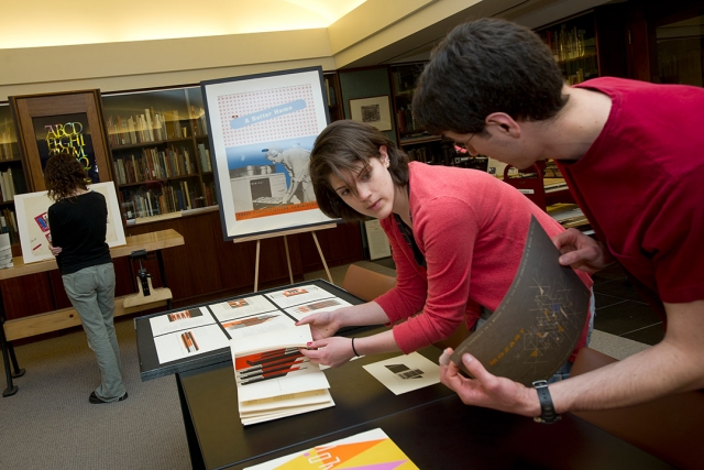 RIT Cary Graphic Arts Collection explores the design of shopping bags