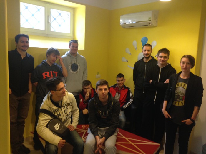 IT students visiting the Entrepreneurship incubator in DURA Agency