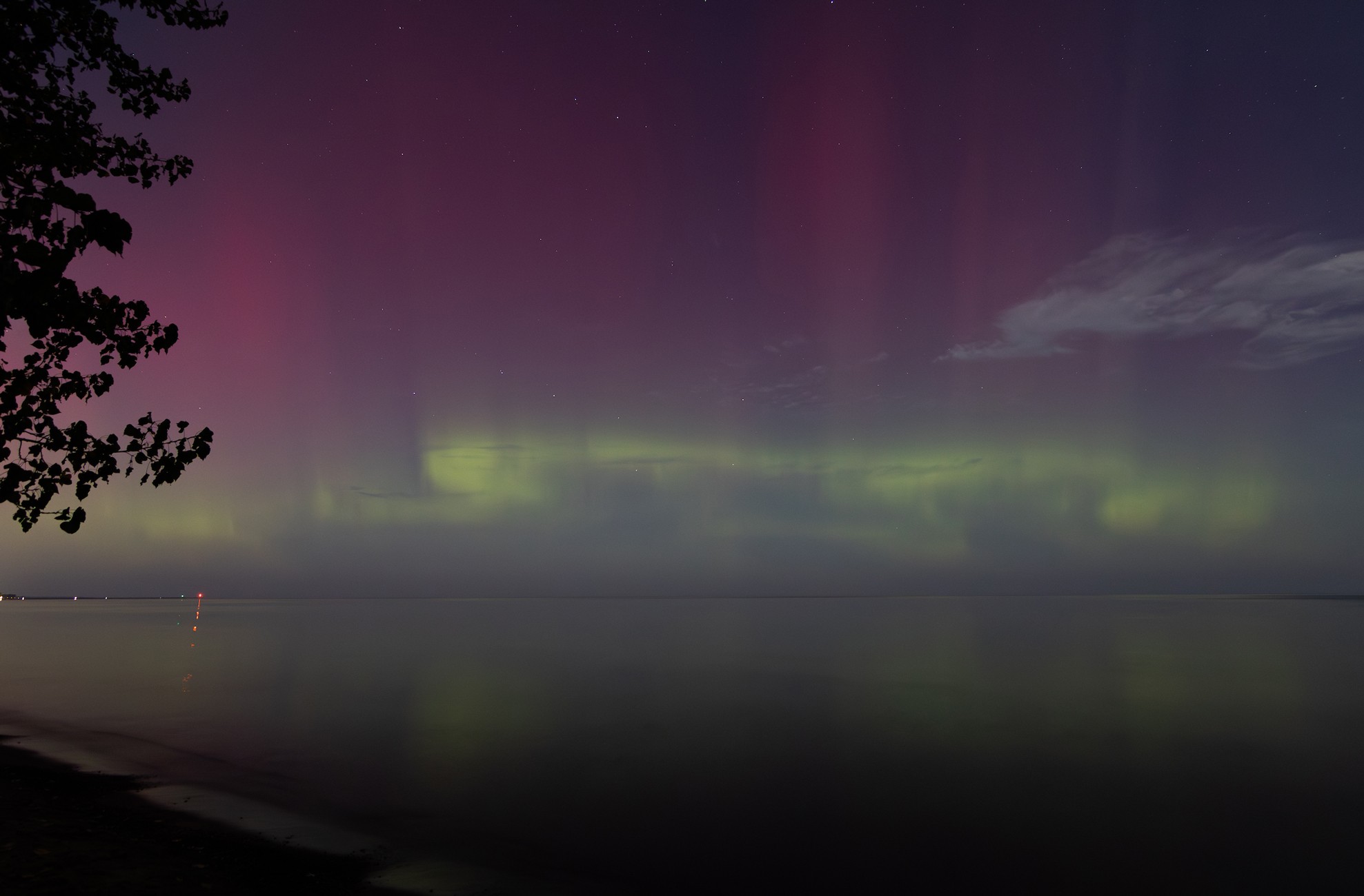 Aurora spotted over Lake Ontario